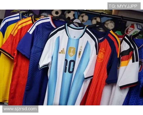 德国足球队意外失利引发热议球迷对未来表现充满期待与担忧